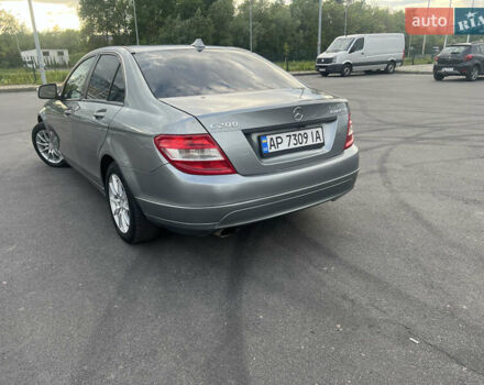 Сірий Мерседес Ц-Клас, об'ємом двигуна 1.8 л та пробігом 257 тис. км за 7500 $, фото 28 на Automoto.ua