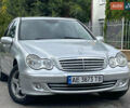 Сірий Мерседес Ц-Клас, об'ємом двигуна 1.8 л та пробігом 215 тис. км за 7200 $, фото 1 на Automoto.ua
