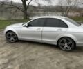 Серый Мерседес Ц-Класс, объемом двигателя 2.15 л и пробегом 320 тыс. км за 8000 $, фото 3 на Automoto.ua