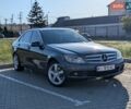 Сірий Мерседес Ц-Клас, об'ємом двигуна 2.15 л та пробігом 325 тис. км за 8699 $, фото 1 на Automoto.ua