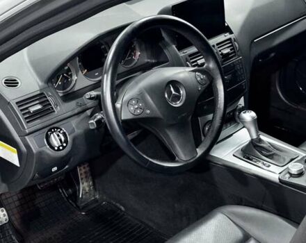 Серый Мерседес Ц-Класс, объемом двигателя 3 л и пробегом 99 тыс. км за 14800 $, фото 10 на Automoto.ua