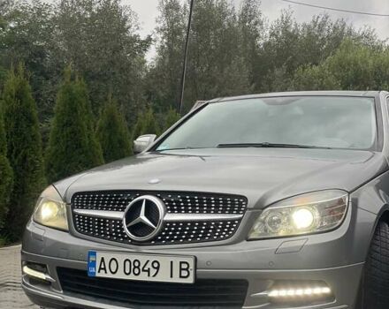 Серый Мерседес Ц-Класс, объемом двигателя 2.98 л и пробегом 270 тыс. км за 10000 $, фото 9 на Automoto.ua