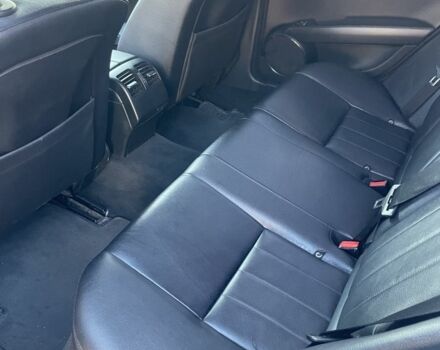 Серый Мерседес Ц-Класс, объемом двигателя 2.1 л и пробегом 318 тыс. км за 8500 $, фото 7 на Automoto.ua