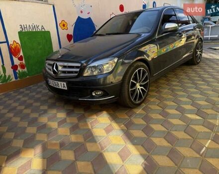 Сірий Мерседес Ц-Клас, об'ємом двигуна 3 л та пробігом 300 тис. км за 11000 $, фото 10 на Automoto.ua