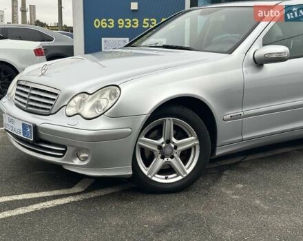 Сірий Мерседес Ц-Клас, об'ємом двигуна 1.8 л та пробігом 217 тис. км за 6190 $, фото 12 на Automoto.ua