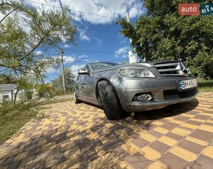 Сірий Мерседес Ц-Клас, об'ємом двигуна 3 л та пробігом 212 тис. км за 12200 $, фото 3 на Automoto.ua