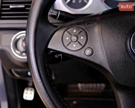 Сірий Мерседес Ц-Клас, об'ємом двигуна 3 л та пробігом 198 тис. км за 8900 $, фото 19 на Automoto.ua