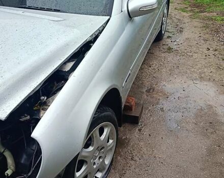 Сірий Мерседес Ц-Клас, об'ємом двигуна 1.8 л та пробігом 216 тис. км за 2700 $, фото 5 на Automoto.ua