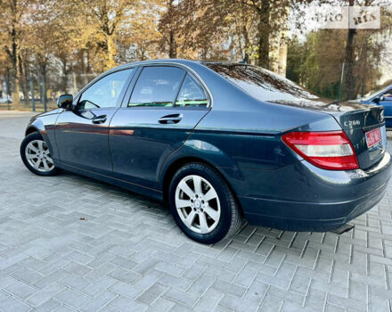 Сірий Мерседес Ц-Клас, об'ємом двигуна 2.15 л та пробігом 300 тис. км за 10800 $, фото 6 на Automoto.ua