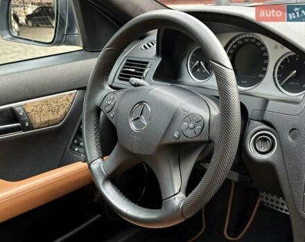 Мерседес Ц-Класс 2008 в Одессе на Automoto.ua Серый Мерседес Ц-Класс, объемом двигателя 1.8 л и пробегом 161 тыс. км за 11800 $, фото 36 на Automoto.ua