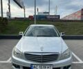Сірий Мерседес Ц-Клас, об'ємом двигуна 1.8 л та пробігом 247 тис. км за 6000 $, фото 1 на Automoto.ua