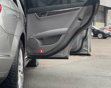 Серый Мерседес Ц-Класс, объемом двигателя 1.8 л и пробегом 188 тыс. км за 9200 $, фото 7 на Automoto.ua