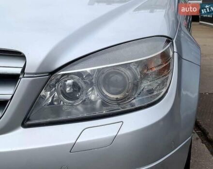 Серый Мерседес Ц-Класс, объемом двигателя 3 л и пробегом 305 тыс. км за 8690 $, фото 5 на Automoto.ua