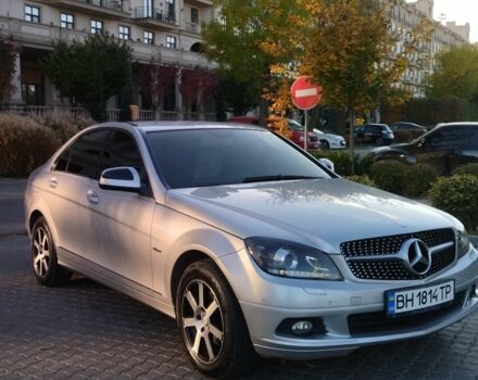 Серый Мерседес Ц-Класс, объемом двигателя 1.8 л и пробегом 220 тыс. км за 9000 $, фото 6 на Automoto.ua