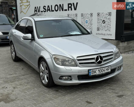 Сірий Мерседес Ц-Клас, об'ємом двигуна 2.15 л та пробігом 414 тис. км за 8650 $, фото 3 на Automoto.ua