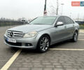 Серый Мерседес Ц-Класс, объемом двигателя 2.2 л и пробегом 320 тыс. км за 8400 $, фото 1 на Automoto.ua