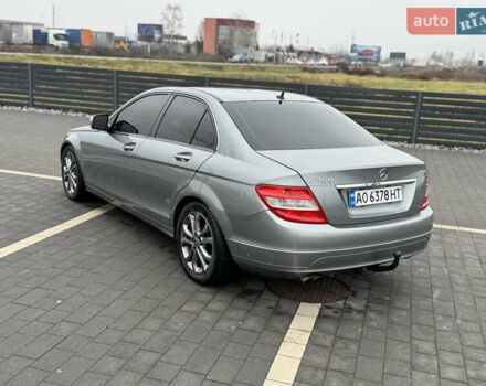 Серый Мерседес Ц-Класс, объемом двигателя 2.2 л и пробегом 320 тыс. км за 8400 $, фото 5 на Automoto.ua