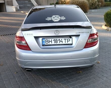 Серый Мерседес Ц-Класс, объемом двигателя 1.8 л и пробегом 220 тыс. км за 9000 $, фото 10 на Automoto.ua