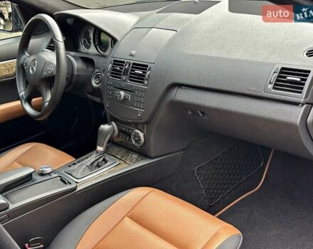 Мерседес Ц-Класс 2008 в Одессе на Automoto.ua Серый Мерседес Ц-Класс, объемом двигателя 1.8 л и пробегом 161 тыс. км за 11800 $, фото 42 на Automoto.ua
