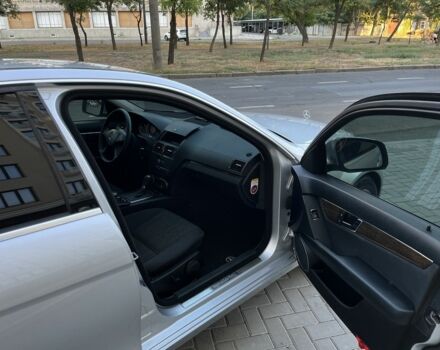 Сірий Мерседес Ц-Клас, об'ємом двигуна 1.8 л та пробігом 275 тис. км за 8200 $, фото 22 на Automoto.ua