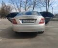Серый Мерседес Ц-Класс, объемом двигателя 3 л и пробегом 301 тыс. км за 9500 $, фото 5 на Automoto.ua