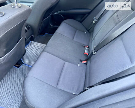 Сірий Мерседес Ц-Клас, об'ємом двигуна 2.15 л та пробігом 300 тис. км за 10800 $, фото 33 на Automoto.ua