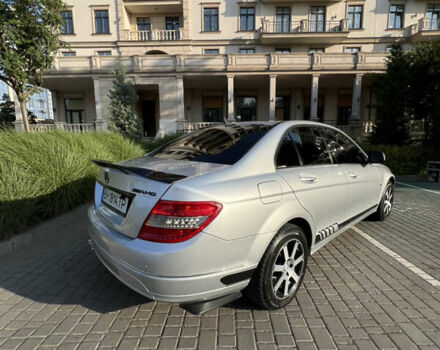 Серый Мерседес Ц-Класс, объемом двигателя 1.8 л и пробегом 226 тыс. км за 9000 $, фото 1 на Automoto.ua