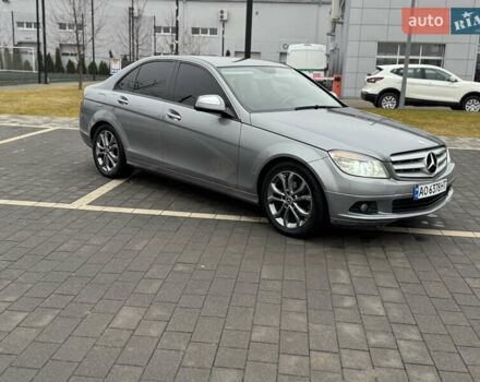 Серый Мерседес Ц-Класс, объемом двигателя 2.2 л и пробегом 320 тыс. км за 8400 $, фото 3 на Automoto.ua
