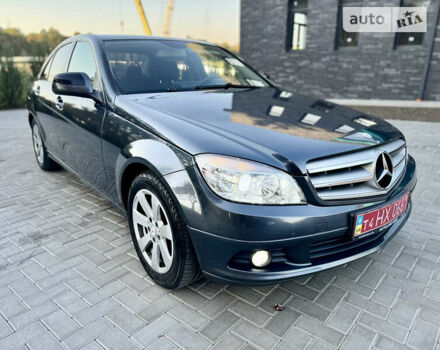 Сірий Мерседес Ц-Клас, об'ємом двигуна 2.15 л та пробігом 300 тис. км за 10800 $, фото 14 на Automoto.ua