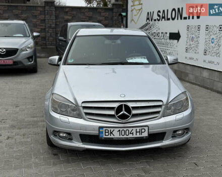 Сірий Мерседес Ц-Клас, об'ємом двигуна 2.15 л та пробігом 414 тис. км за 8650 $, фото 2 на Automoto.ua