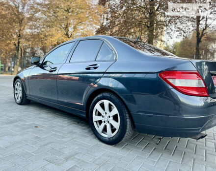 Сірий Мерседес Ц-Клас, об'ємом двигуна 2.15 л та пробігом 300 тис. км за 10800 $, фото 17 на Automoto.ua