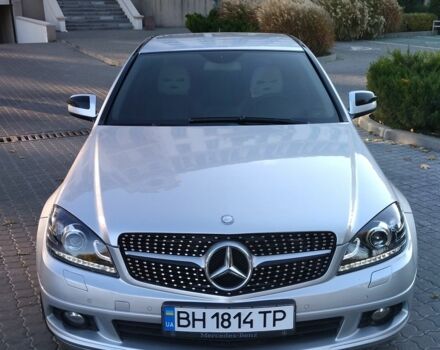 Серый Мерседес Ц-Класс, объемом двигателя 1.8 л и пробегом 220 тыс. км за 9000 $, фото 3 на Automoto.ua