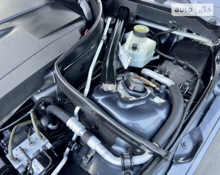 Сірий Мерседес Ц-Клас, об'ємом двигуна 2.15 л та пробігом 300 тис. км за 10800 $, фото 49 на Automoto.ua