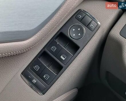 Серый Мерседес Ц-Класс, объемом двигателя 3 л и пробегом 305 тыс. км за 8690 $, фото 24 на Automoto.ua