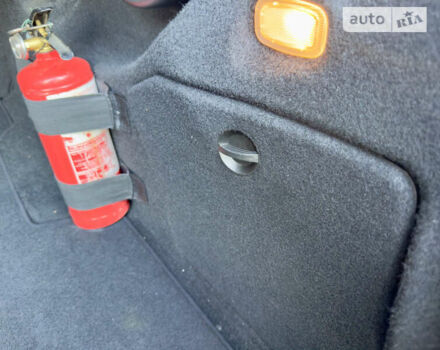 Сірий Мерседес Ц-Клас, об'ємом двигуна 2.15 л та пробігом 300 тис. км за 10800 $, фото 44 на Automoto.ua