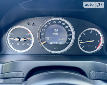 Сірий Мерседес Ц-Клас, об'ємом двигуна 2.15 л та пробігом 300 тис. км за 10800 $, фото 29 на Automoto.ua