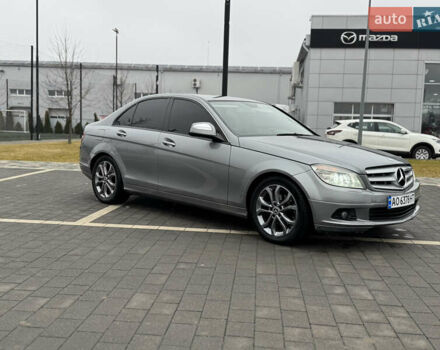 Серый Мерседес Ц-Класс, объемом двигателя 2.2 л и пробегом 320 тыс. км за 8400 $, фото 2 на Automoto.ua