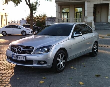 Серый Мерседес Ц-Класс, объемом двигателя 1.8 л и пробегом 220 тыс. км за 9000 $, фото 8 на Automoto.ua