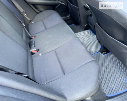 Сірий Мерседес Ц-Клас, об'ємом двигуна 2.15 л та пробігом 300 тис. км за 10800 $, фото 35 на Automoto.ua