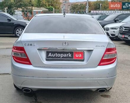 Серый Мерседес Ц-Класс, объемом двигателя 3 л и пробегом 305 тыс. км за 8690 $, фото 8 на Automoto.ua