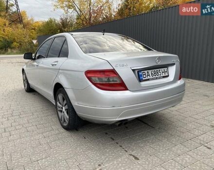 Сірий Мерседес Ц-Клас, об'ємом двигуна 1.8 л та пробігом 295 тис. км за 7500 $, фото 1 на Automoto.ua