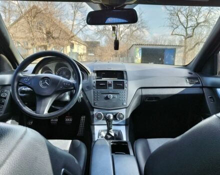 Сірий Мерседес Ц-Клас, об'ємом двигуна 0 л та пробігом 204 тис. км за 10900 $, фото 2 на Automoto.ua