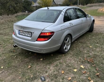 Серый Мерседес Ц-Класс, объемом двигателя 2.1 л и пробегом 231 тыс. км за 3500 $, фото 3 на Automoto.ua