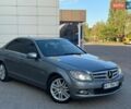 Серый Мерседес Ц-Класс, объемом двигателя 3.5 л и пробегом 175 тыс. км за 9700 $, фото 1 на Automoto.ua