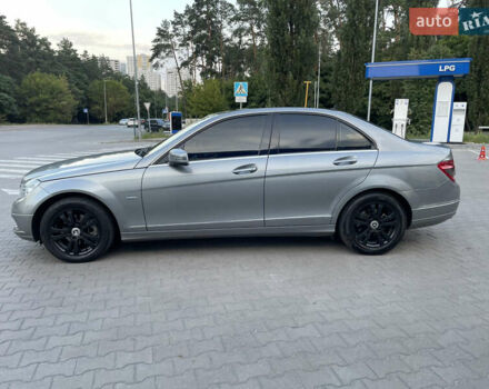 Сірий Мерседес Ц-Клас, об'ємом двигуна 1.6 л та пробігом 156 тис. км за 8899 $, фото 2 на Automoto.ua