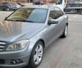 Сірий Мерседес Ц-Клас, об'ємом двигуна 2.1 л та пробігом 238 тис. км за 11500 $, фото 1 на Automoto.ua