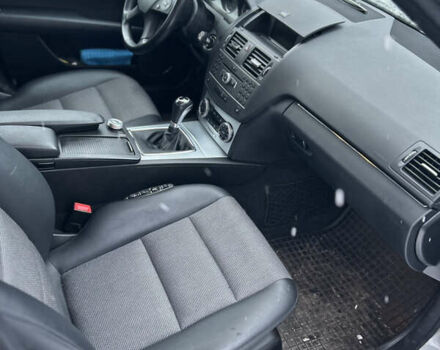 Серый Мерседес Ц-Класс, объемом двигателя 1.8 л и пробегом 133 тыс. км за 9550 $, фото 13 на Automoto.ua