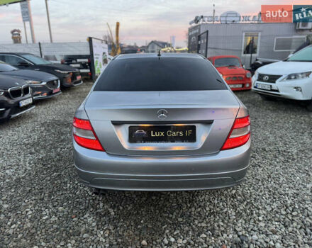 Серый Мерседес Ц-Класс, объемом двигателя 2.14 л и пробегом 243 тыс. км за 10900 $, фото 12 на Automoto.ua