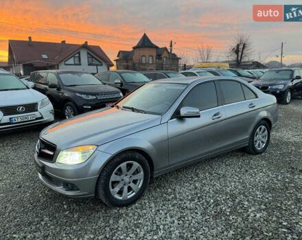 Серый Мерседес Ц-Класс, объемом двигателя 2.14 л и пробегом 243 тыс. км за 10900 $, фото 8 на Automoto.ua