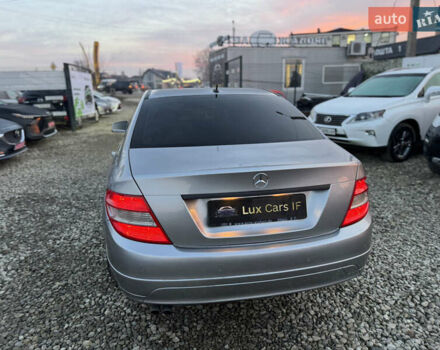 Серый Мерседес Ц-Класс, объемом двигателя 2.14 л и пробегом 243 тыс. км за 10900 $, фото 11 на Automoto.ua